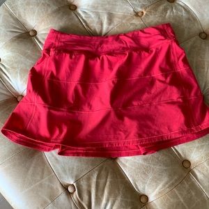 Lululemon Pace Rival Mid-Rise Skirt Size 6 Red